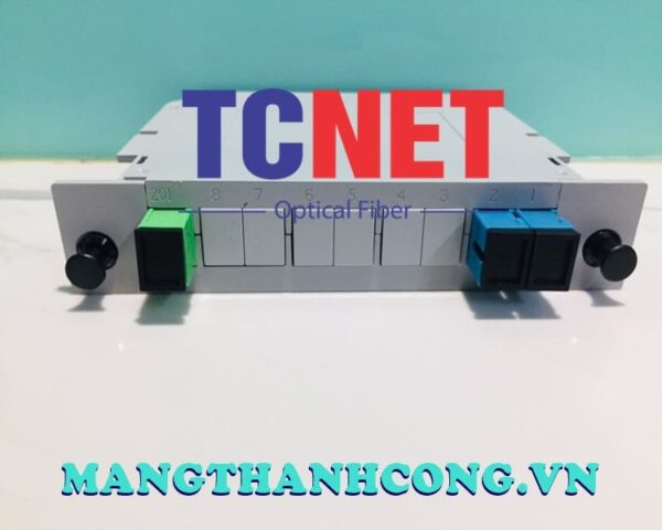 bo chia quang splitter box hop nhua 1×2 scapc ra scupc 1