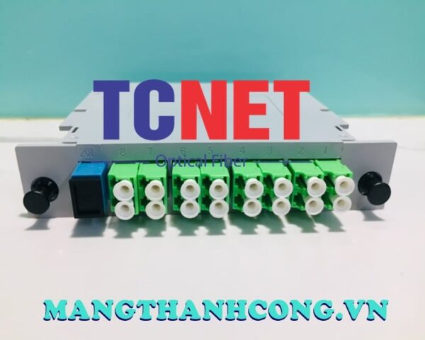 bo chia quang splitter box hop nhua 1×8 scupc ra lcapc duplex 1