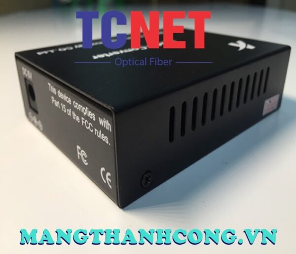 bo chuyen doi quang dien wintop yt 8110 sfp bo chuyen doi quang dien 1 cong 10100mbps fast ethernet 1 cong slot sfp quang ma yt 8110 sfp 8