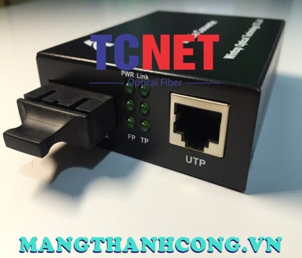 bo chuyen doi quang dien wintop yt 8110sa 11 20 bo chuyen doi quang dien 1 cong 10100mbps fast ethernet 2 soi quang 5