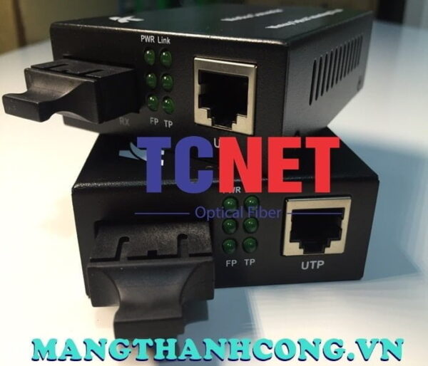 bo chuyen doi quang dien wintop yt 8110sa 11 20 bo chuyen doi quang dien 1 cong 10100mbps fast ethernet 2 soi quang 9