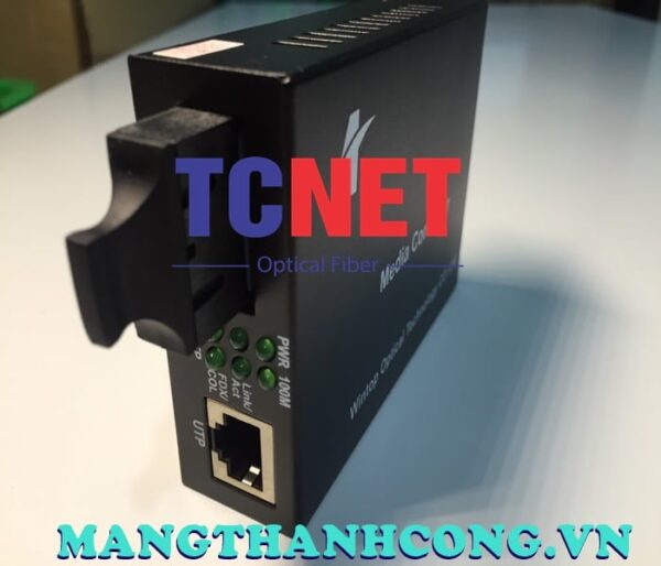 bo chuyen doi quang dien wintop yt 8110sa 11 40 bo chuyen doi quang dien 1 cong 10100mbps fast ethernet 2 soi quang 7