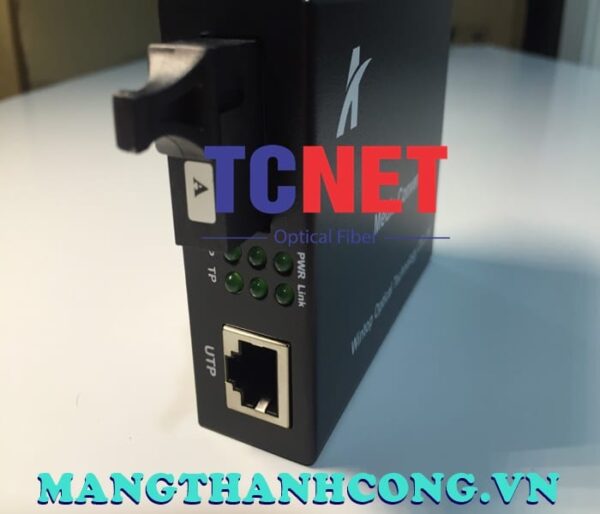 bo chuyen doi quang dien wintop yt 8110sb 11 20a bo chuyen doi quang dien 1 cong 10100mbps fast ethernet 1 soi quang chuan a 6