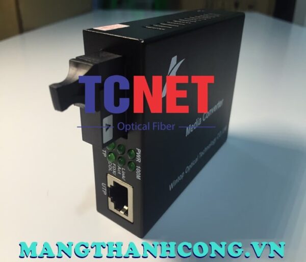 bo chuyen doi quang dien wintop yt 8110sb 11 60a bo chuyen doi quang dien 1 cong 10100mbps fast ethernet 1 soi quang chuan a 5