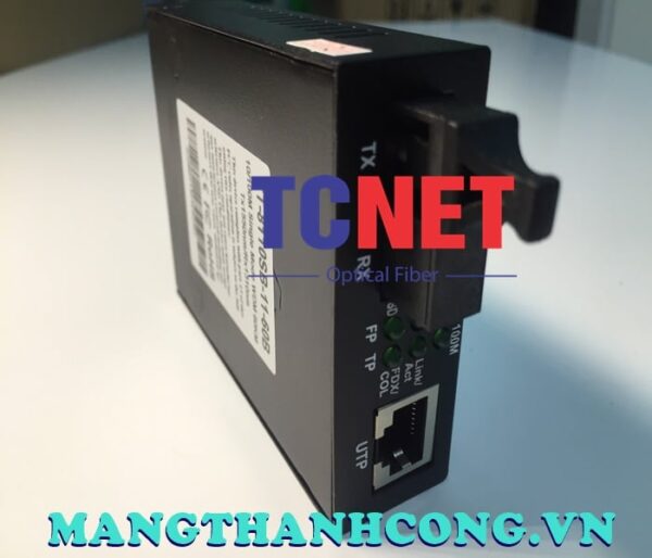 bo chuyen doi quang dien wintop yt 8110sb 11 60b bo chuyen doi quang dien 1 cong 10100mbps fast ethernet 1 soi quang chuan b 4