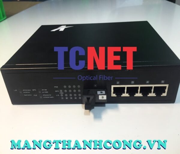 bo chuyen doi quang dien wintop yt 8110sb 14 20b bo chuyen doi quang dien 4 cong 10100mbps fast ethernet 1 soi quang chuan b 4