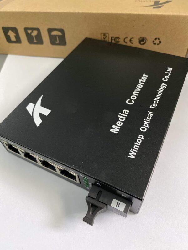 bo chuyen doi quang dien wintop yt 8110sb 14 80b bo chuyen doi quang dien 4 cong 10100mbps fast ethernet 1 soi quang chuan b 5