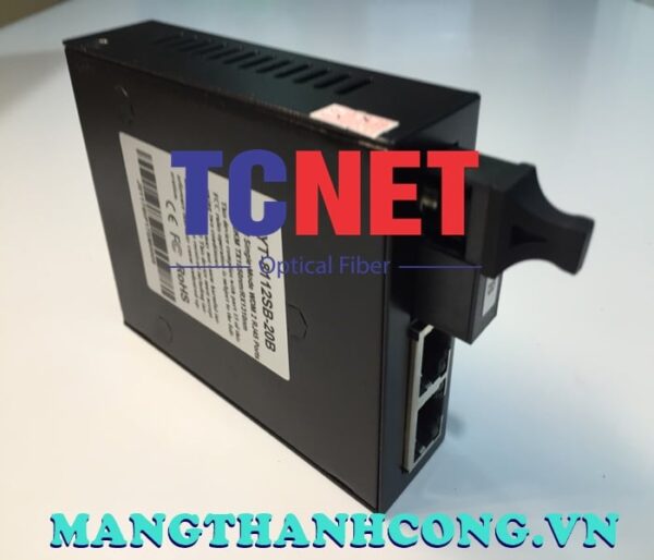 bo chuyen doi quang dien wintop yt 8112sb 20b bo chuyen doi quang dien 2 cong 10100mbps fast ethernet 1 soi quang chuan b 4