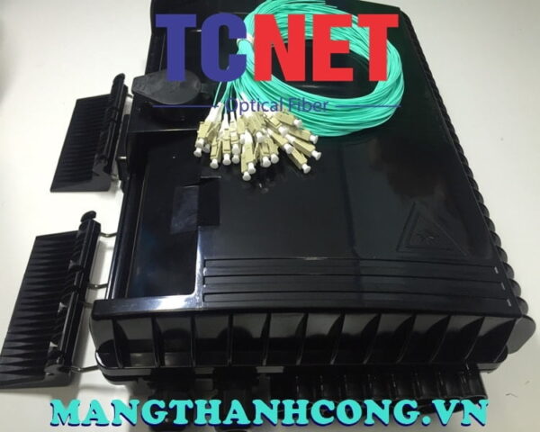hop phoi quang 16fo ftth lc duplex om3 mau den nhua ngoai troi 1