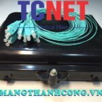 Hộp phối quang 8FO FTTH SC OM3 Màu Đen nhựa ngoài trời 7 Hộp phối quang 8FO FTTH SC OM3 Màu Đen nhựa ngoài trời