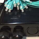 Hộp phối quang 8FO FTTH SC OM3 Màu Đen nhựa ngoài trời