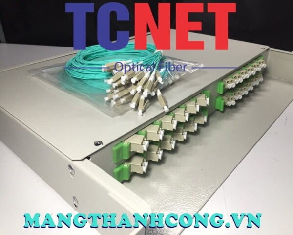 hop phoi quang odf 24fo khay co dinh gan rack 19 lc duplex om7