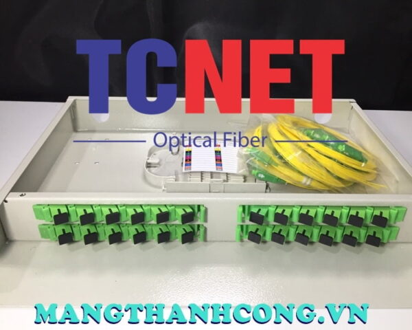 hop phoi quang odf 24fo khay co dinh gan rack 19 scapc sm 2