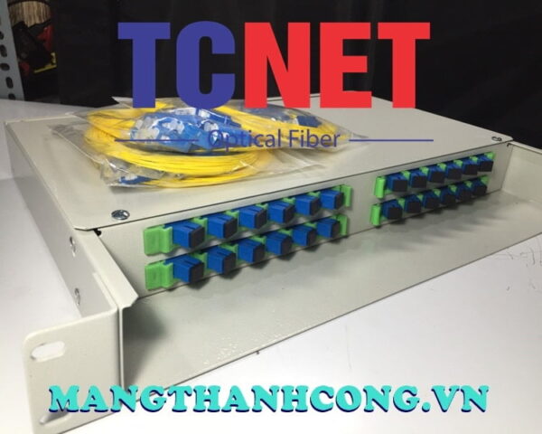 hop phoi quang odf 24fo khay co dinh gan rack 19 scupc sm 4