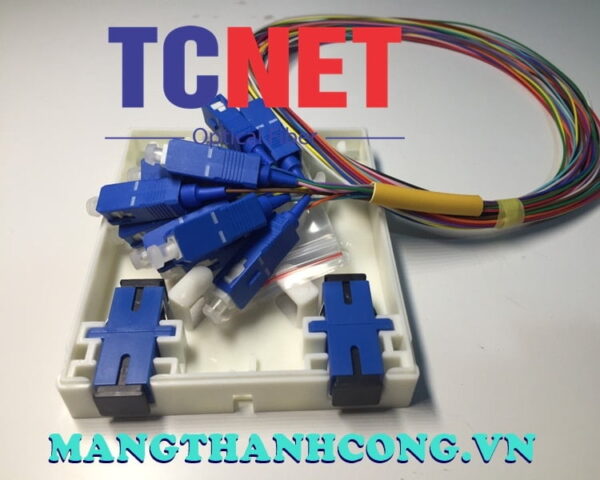 hop phoi quang odf 2fo ftth2 scupc 12 mau sm simplex trang kem 6