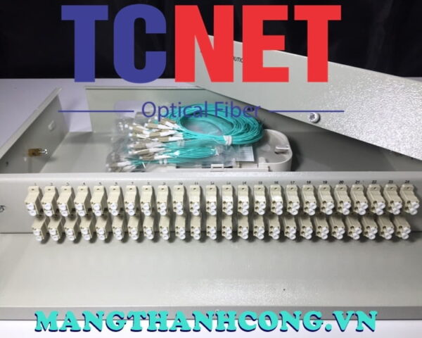 hop phoi quang odf 48fo khay co dinh gan rack 19 lc duplex om5