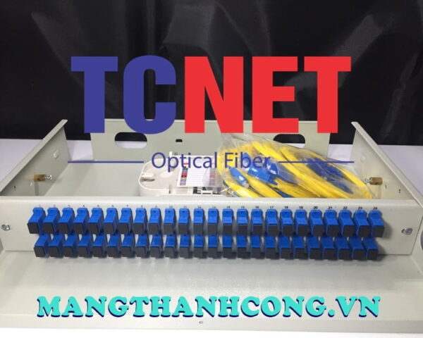hop phoi quang odf 48fo khay co dinh gan rack 19 scupc sm 5