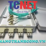hop phoi quang odf 4fo ftth4 lc om4 duplex trang kem 1