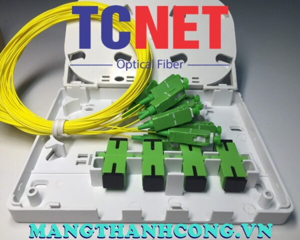 hop phoi quang odf 4fo ftth4 scapc simplex khay giua trang kem