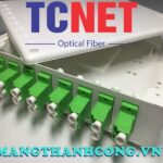 hop phoi quang odf 8fo ftth8 lcapc duplex sm trang kem