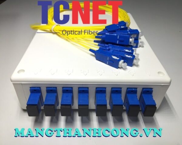 hop phoi quang odf 8fo ftth8 scupc simplex trang kem 1
