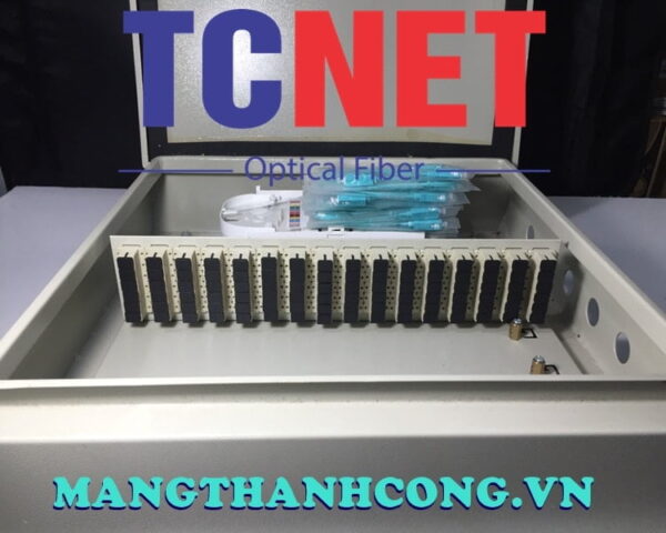 hop phoi quang odf 96fo ngoai troi scpc om5
