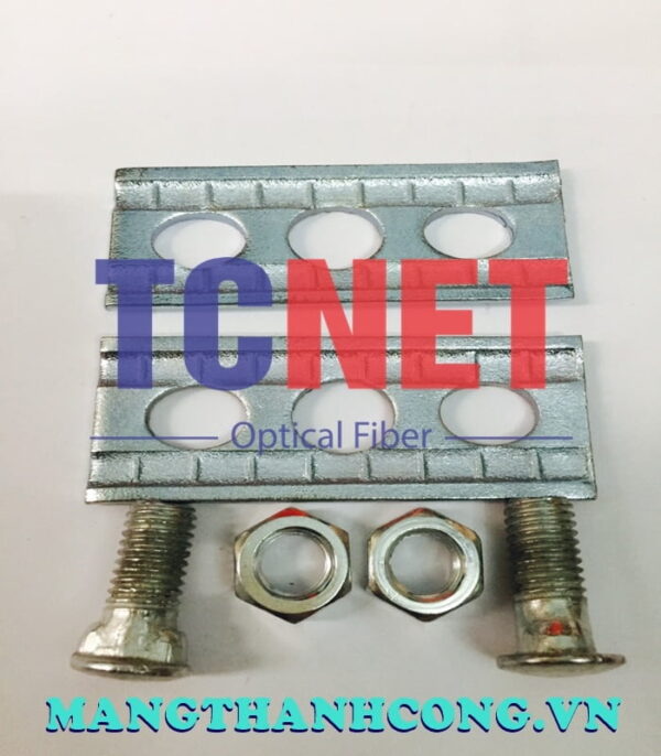 nep 2 ranh 3 lo d14x100 ma kem treo tru cap quang ngoai troi 3