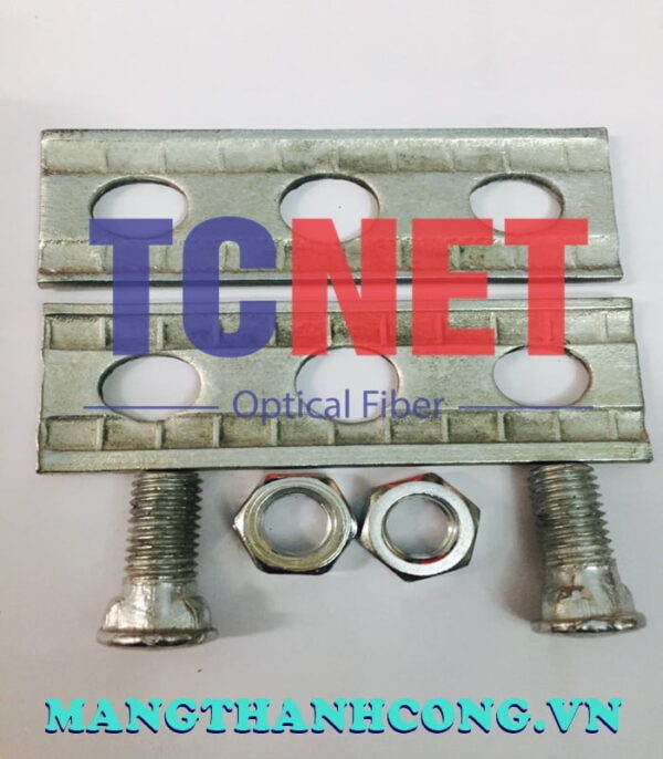 nep 2 ranh 3 lo d14x200 ma kem treo tru cap quang ngoai troi 2