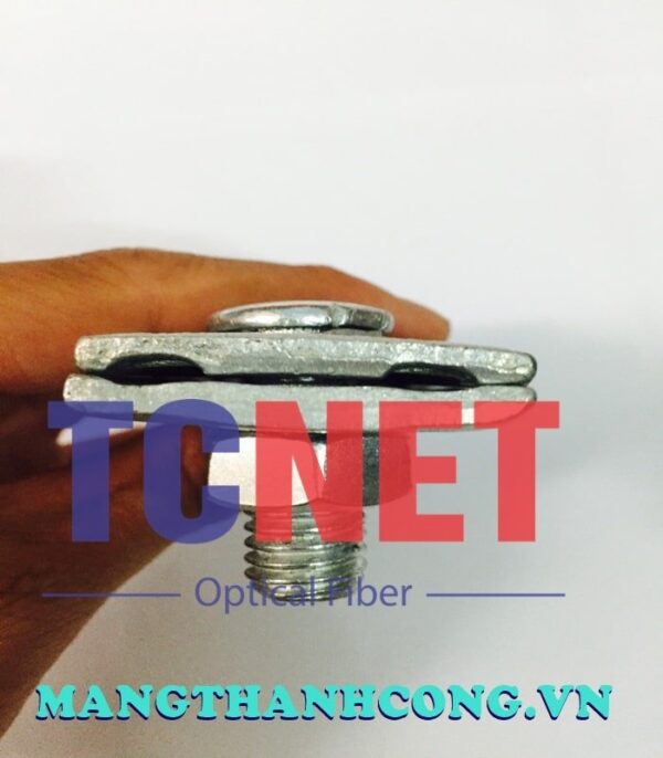 nep 2 ranh 3 lo d14x200 ma kem treo tru cap quang ngoai troi 3