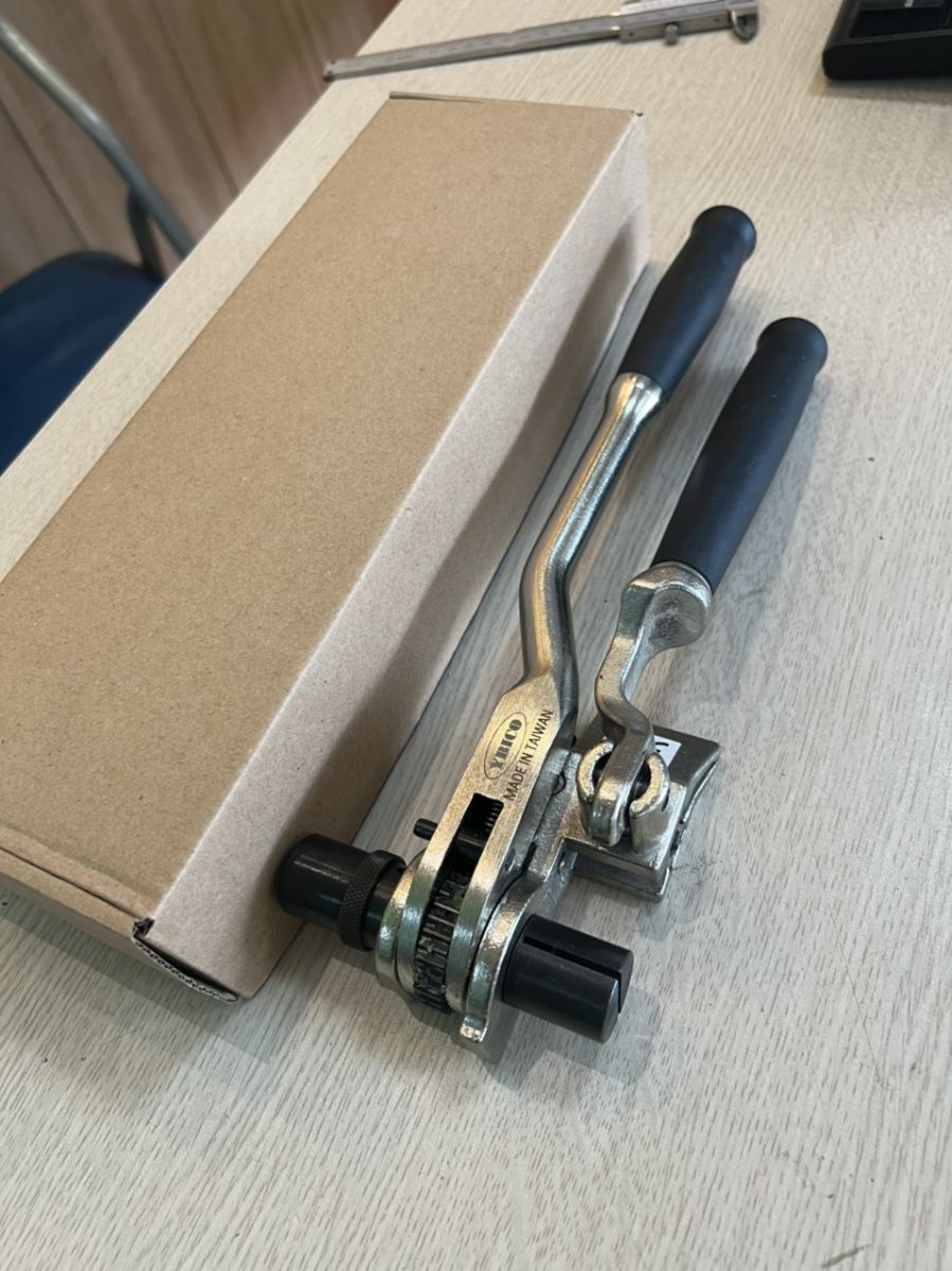 Kiềm siết dây đai INOX (Taiwan) 1 Kiềm siết dây đai INOX (Taiwan)