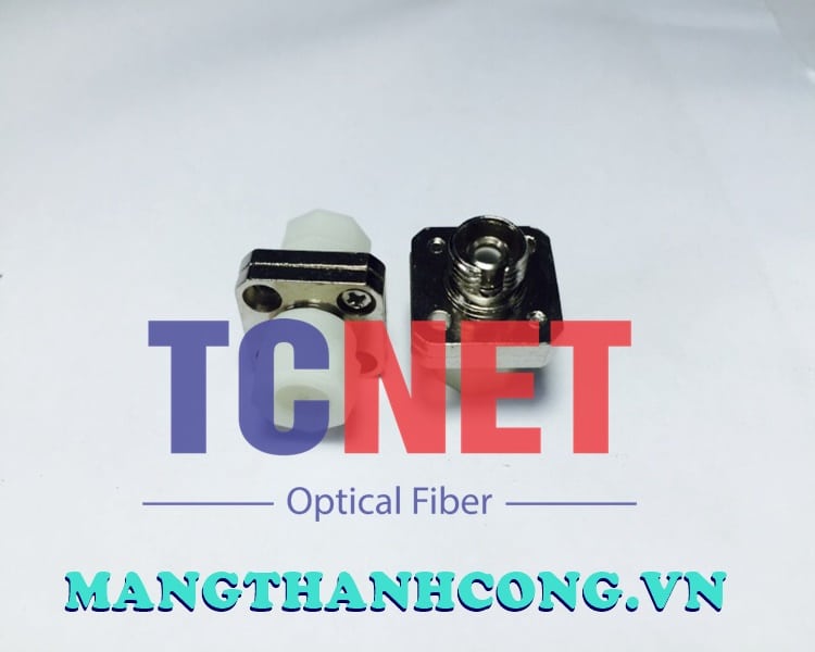FC/UPC – FC/UPC Square Simplex Single-mode Adapter 5 Adapter fcupc fcupc vuong simplex singlemode 1.jpg