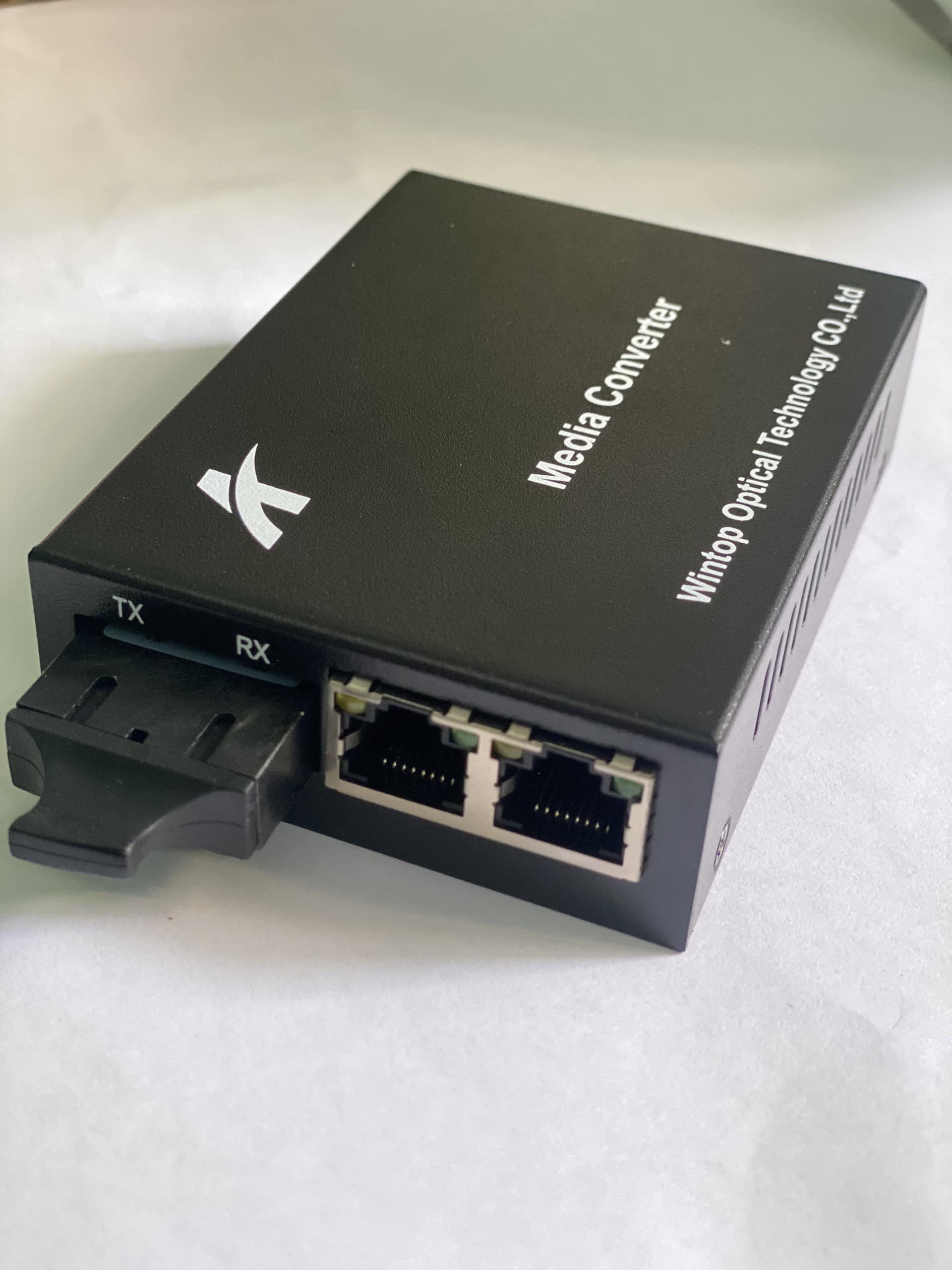 WINTOP Fiber to Ethernet Media Converter YT-8112SA-20 | 2-Port 10/100Mbps Fast Ethernet to 2 Fiber Media Converter 9 Bo chuyen doi quang dien wintop yt 8112ma 2 bo chuyen doi quang dien 2 cong 10100mbps fast ethernet 2 soi quang 9.jpg