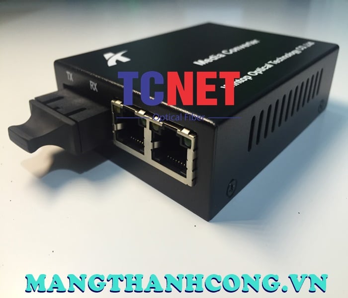 WINTOP Fiber to Ethernet Media Converter YT-8112SA-100 | 2-Port 10/100Mbps Fast Ethernet to 2 Fiber Media Converter 7 Bo chuyen doi quang dien wintop yt 8112sa 100 bo chuyen doi quang dien 2 cong 10100mbps fast ethernet 2 soi quang 3.jpg