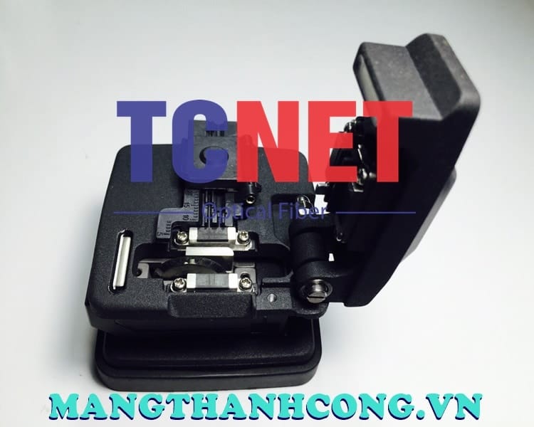Taiwan G&T A-01 High Quality Precision Fiber Cleaver G&T/Taiwan 7 Dao cat chinh xac soi cap quang taiwan gt a 01 chat luong cao hieu gttaiwan 5.jpg
