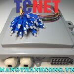 12FO FTTH Optical Distribution Box SC/UPC SM 12 Colors Outdoor Plastic 7 Hop phoi quang 12fo ftth scupc sm 12 mau nhua ngoai troi 2.jpg