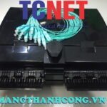 16FO FTTH Optical Distribution Box SC OM3 Black Outdoor Plastic 11 Hop phoi quang 16fo ftth sc om3 mau den nhua ngoai troi.jpg