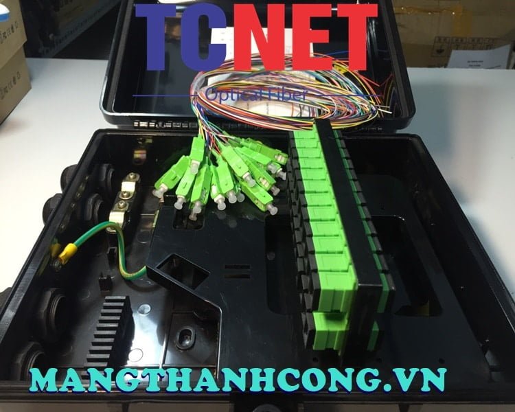 24FO FTTH Optical Distribution Box SC/APC 12 Colors SM Black Outdoor Plastic 9 Hop phoi quang 24fo ftth scapc 12 mau sm mau den nhua ngoai troi.jpg