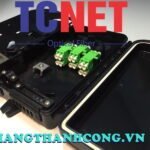 4FO FTTH Optical Distribution Box LC/APC SM Duplex Black Outdoor Plastic 11 Hop phoi quang 4fo ftth lcapc sm duplex den nhua ngoai troi.jpg