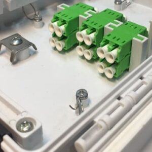 4FO FTTH Optical Distribution Box LC/APC SM Duplex White Cream Outdoor Plastic
