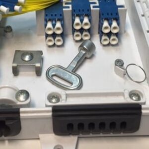 4FO FTTH Optical Distribution Box LC/UPC SM Duplex White Cream Outdoor Plastic