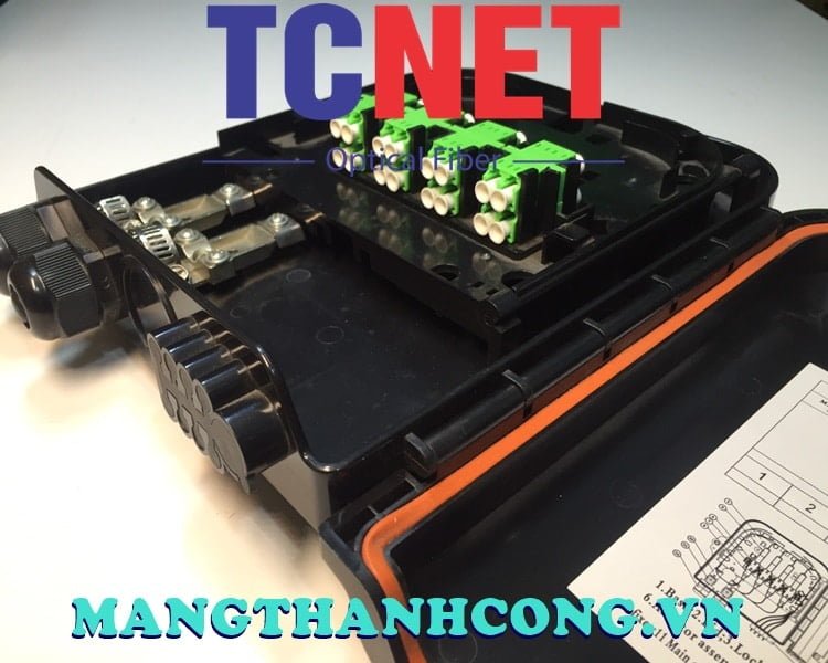 8FO FTTH Optical Distribution Box LC/APC Duplex SM Black Outdoor Plastic 4 Hop phoi quang 8fo ftth lcapc duplex sm mau den nhua ngoai troi.jpg