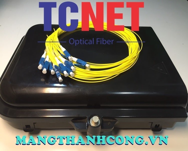 8FO FTTH Optical Distribution Box LC/UPC Duplex SM Black Outdoor Plastic 3 Hop phoi quang 8fo ftth lcupc duplex sm mau den nhua ngoai troi 3.jpg