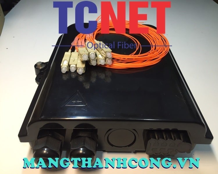 8FO FTTH Optical Distribution Box SC OM2 Black Outdoor Plastic 2 Hop phoi quang 8fo ftth sc om2 mau den nhua ngoai troi 3.jpg