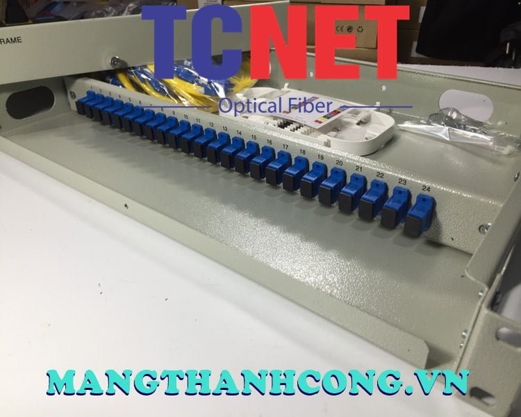 8FO ODF Optical Distribution Box Fixed Tray 19" Rack Mount SC/UPC SM 19 Hop phoi quang odf 24fo khay co dinh gan rack 19 scupc sm 21.jpg