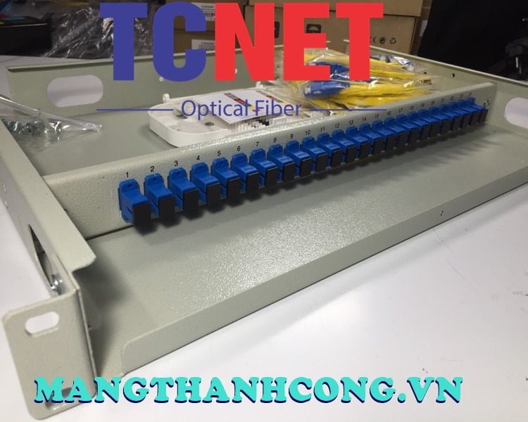 8FO ODF Optical Distribution Box Fixed Tray 19" Rack Mount SC/UPC SM 20 Hop phoi quang odf 24fo khay co dinh gan rack 19 scupc sm 22.jpg