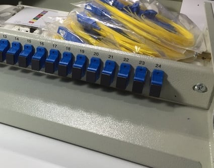 8FO ODF Optical Distribution Box Fixed Tray 19" Rack Mount SC/UPC SM 16 Hop phoi quang odf 24fo khay co dinh gan rack 19 scupc sm 26.jpg