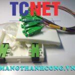 Hop phoi quang odf 2fo ftth2 scapc 12 mau sm simplex trang kem 2.jpg