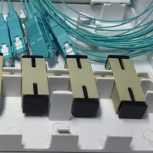 4FO FTTH4 ODF Optical Distribution Box SC OM3 Simplex Center Tray White Cream