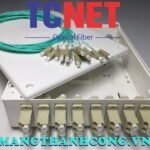 Hop phoi quang odf 8fo ftth8 lc duplex om3 trang kem 6.jpg