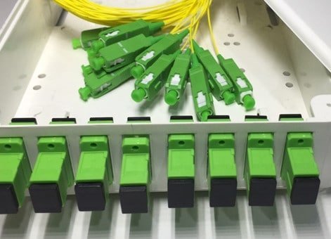 8FO FTTH8 ODF Optical Distribution Box SC/APC Simplex White Cream 6 Hop phoi quang odf 8fo ftth8 scapc simplex trang kem 4.jpg